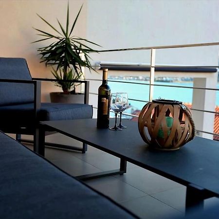 Luxury Villa Lana Apt, Seaview Terrace, Large Outdoor Space, Bbq Trogir Eksteriør billede