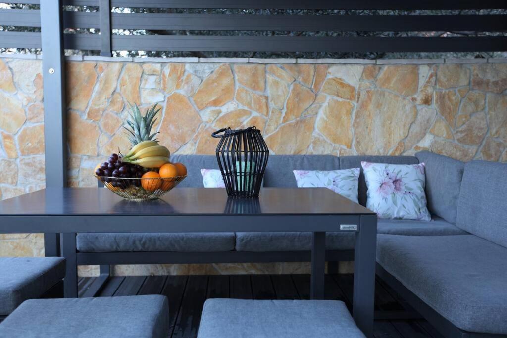 Luxury Villa Lana Apt, Seaview Terrace, Large Outdoor Space, Bbq Trogir Eksteriør billede